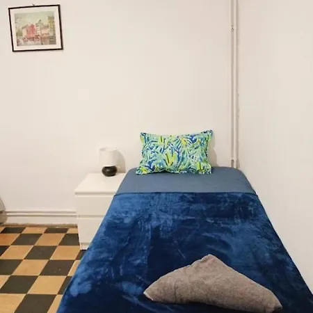 Banys Nous R4 Oda ve Kahvaltı